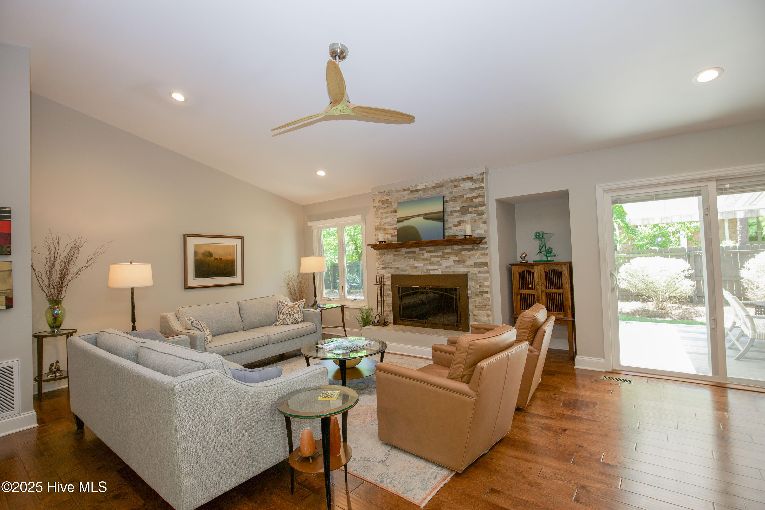 Pinehurst, North Carolina, 28374, United States, 3 Bedrooms Bedrooms, ,2 BathroomsBathrooms,Residential,For Sale,1874358