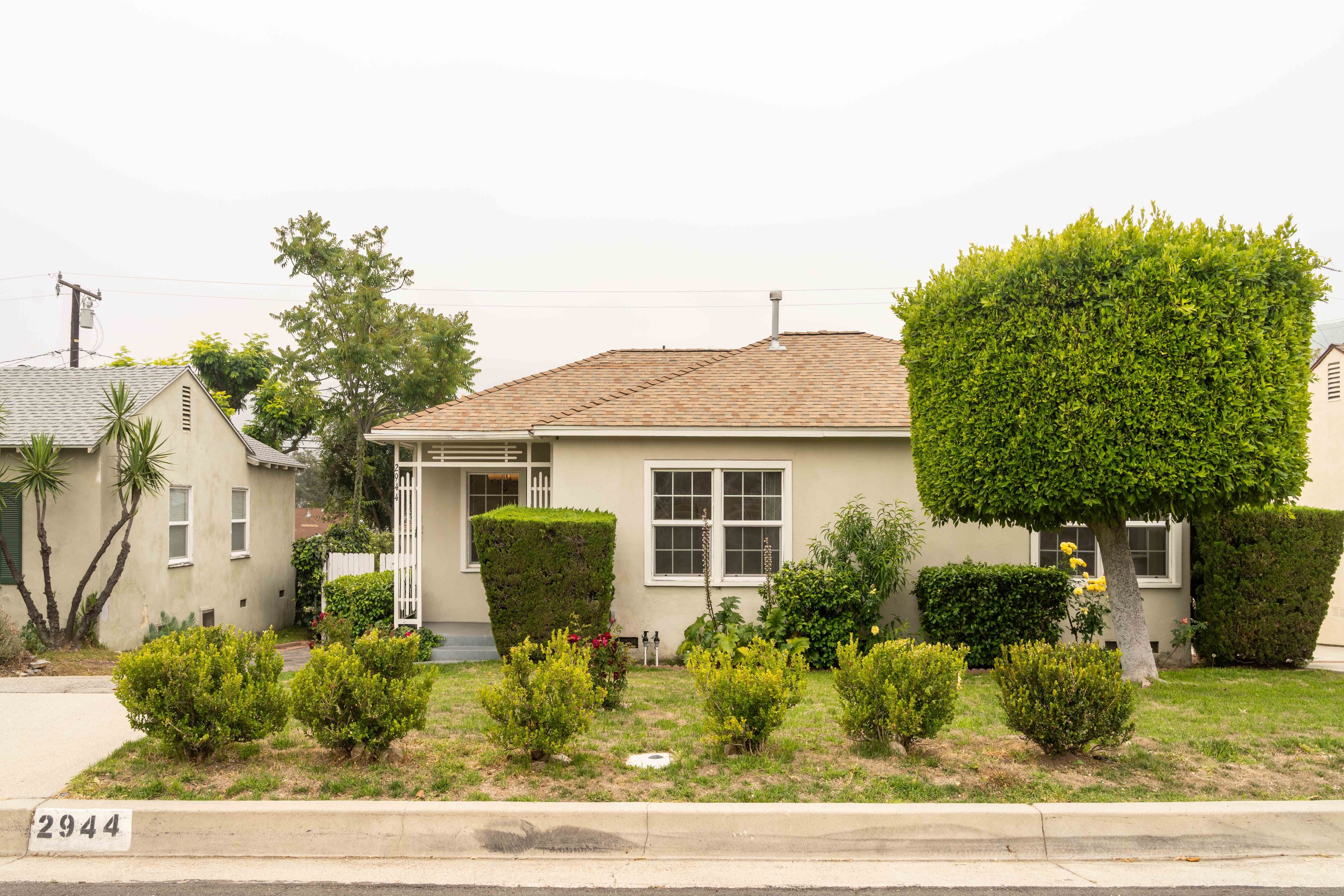  2944 Mayfield Avenue - 物件實景