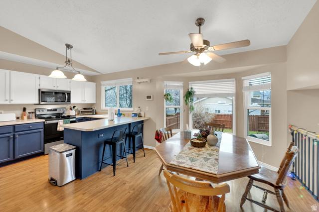 West Jordan, Utah, 84088, United States, 4 Bedrooms Bedrooms, ,3 BathroomsBathrooms,Residential,For Sale,2005461