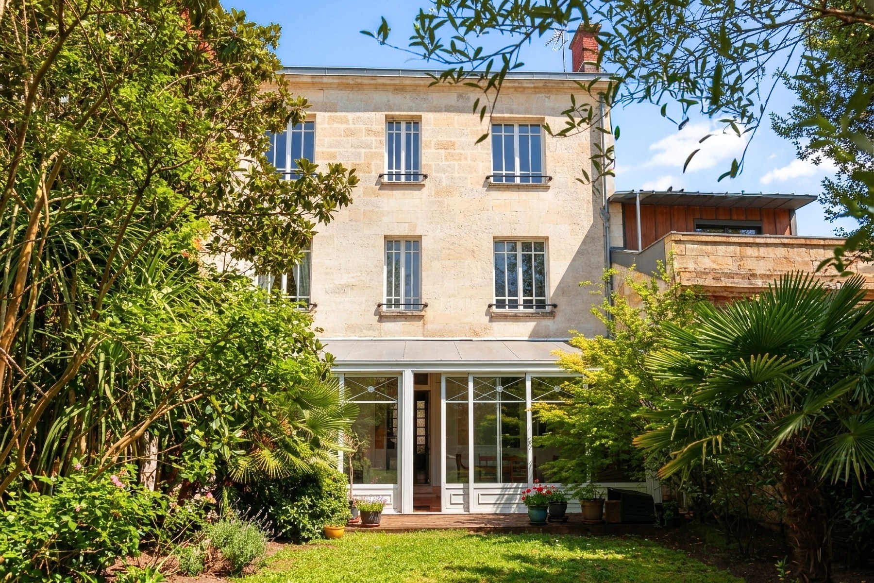  BORDEAUX SAINT-GENÈS – PRESTIGIOUS PRIVATE MANSION WITH POOL AND PARK – GARAGES - 物件實景
