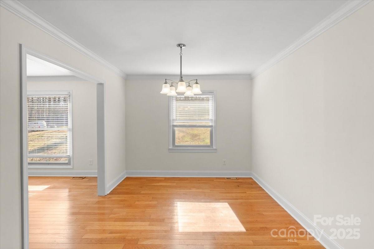 Belmont, North Carolina, 28012, United States, 3 Bedrooms Bedrooms, ,3 BathroomsBathrooms,Residential,For Sale,1913522