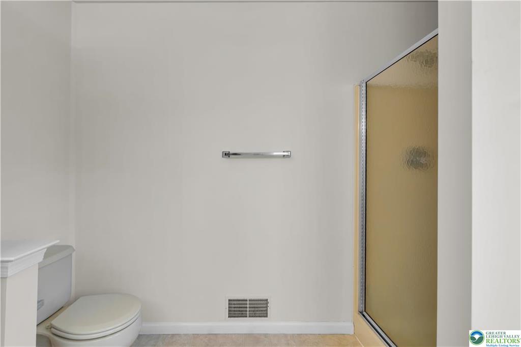 Northampton, Pennsylvania, 18067, United States, 3 Bedrooms Bedrooms, ,3 BathroomsBathrooms,Residential,For Sale,2049020