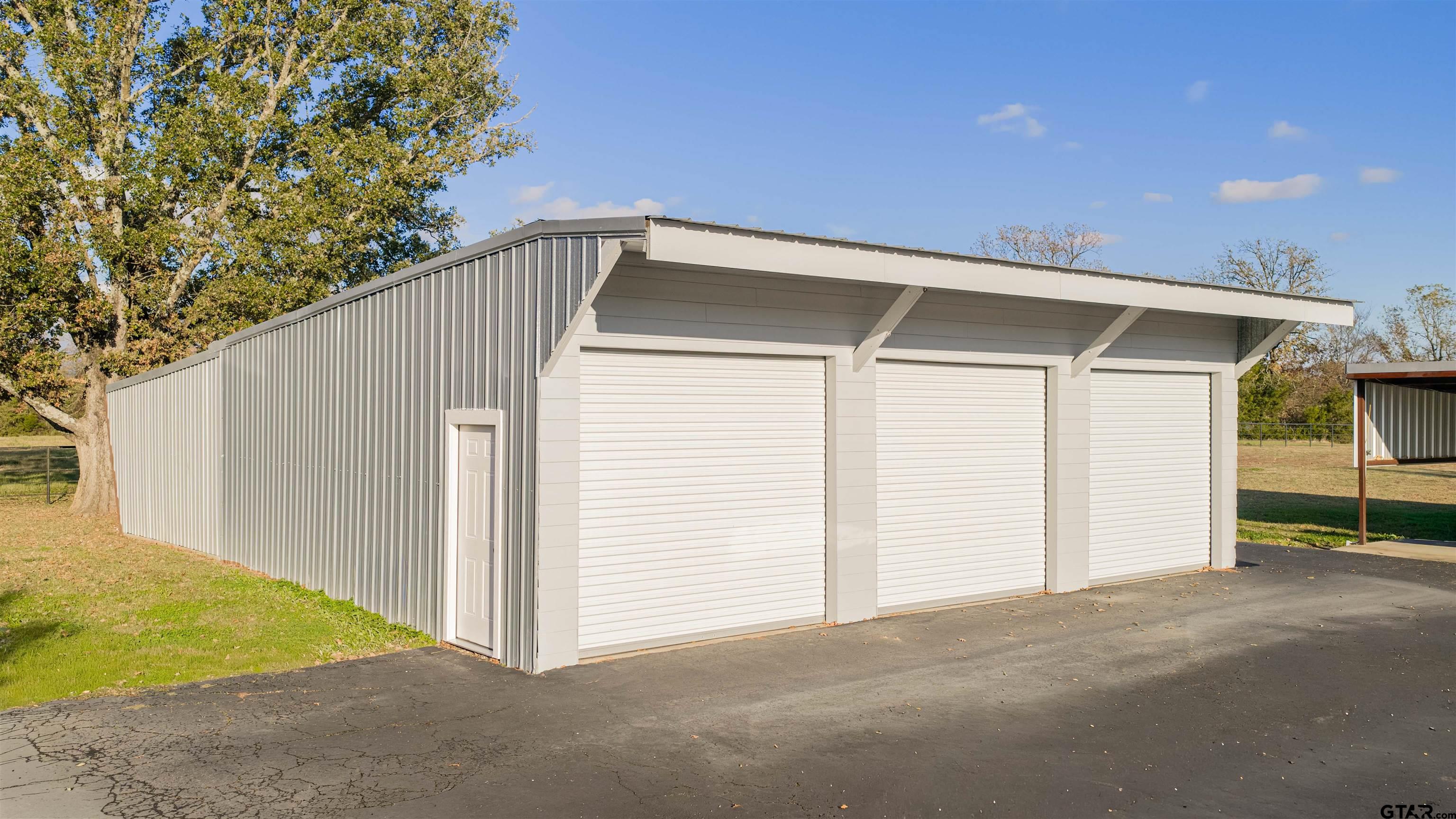 Mt Vernon, Texas, 75457, United States, 3 Bedrooms Bedrooms, ,3 BathroomsBathrooms,Residential,For Sale,2002103