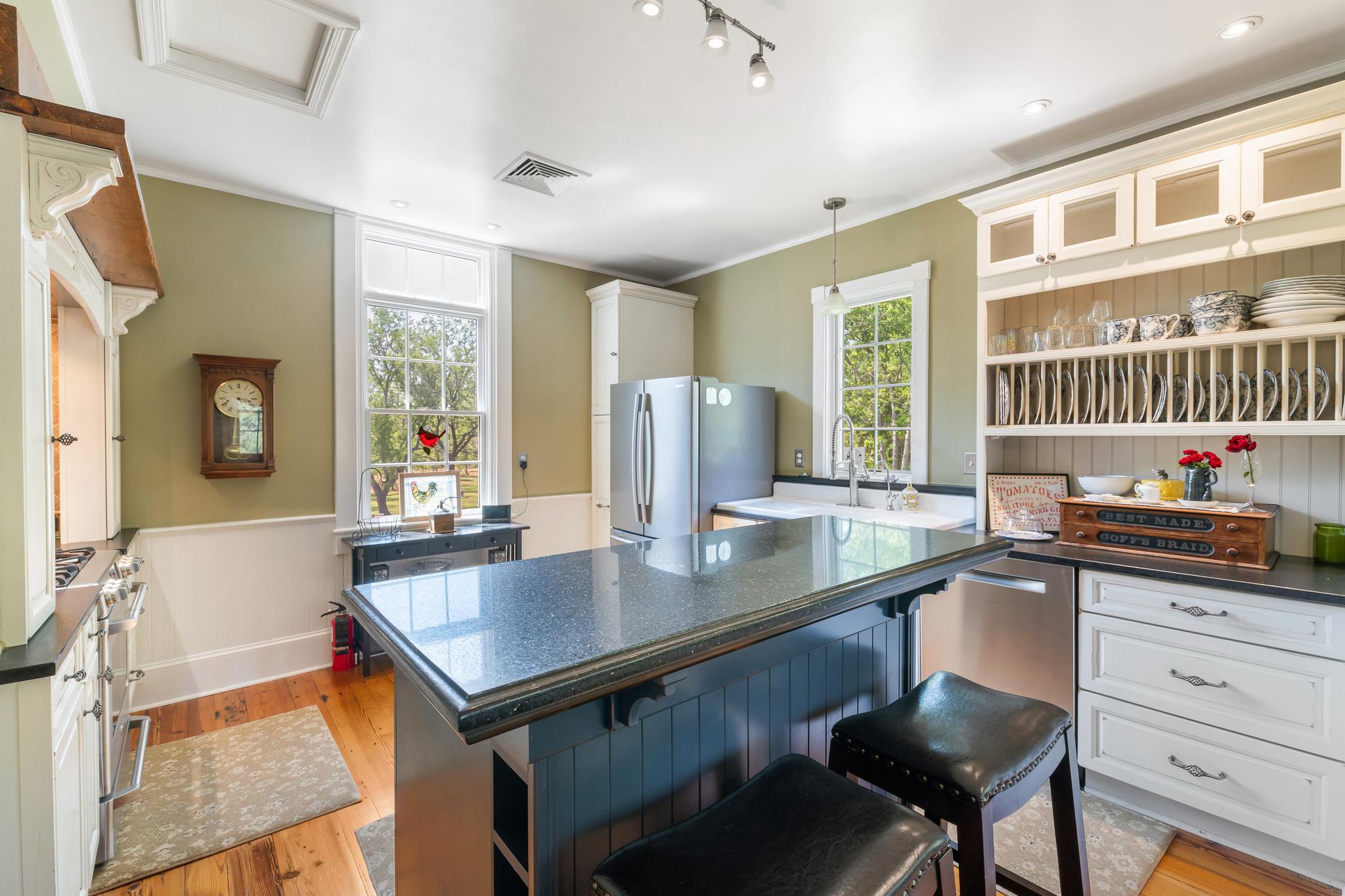  67 Thomas Jefferson Parkway, Palmyra, VA, 22963 - 物件實景