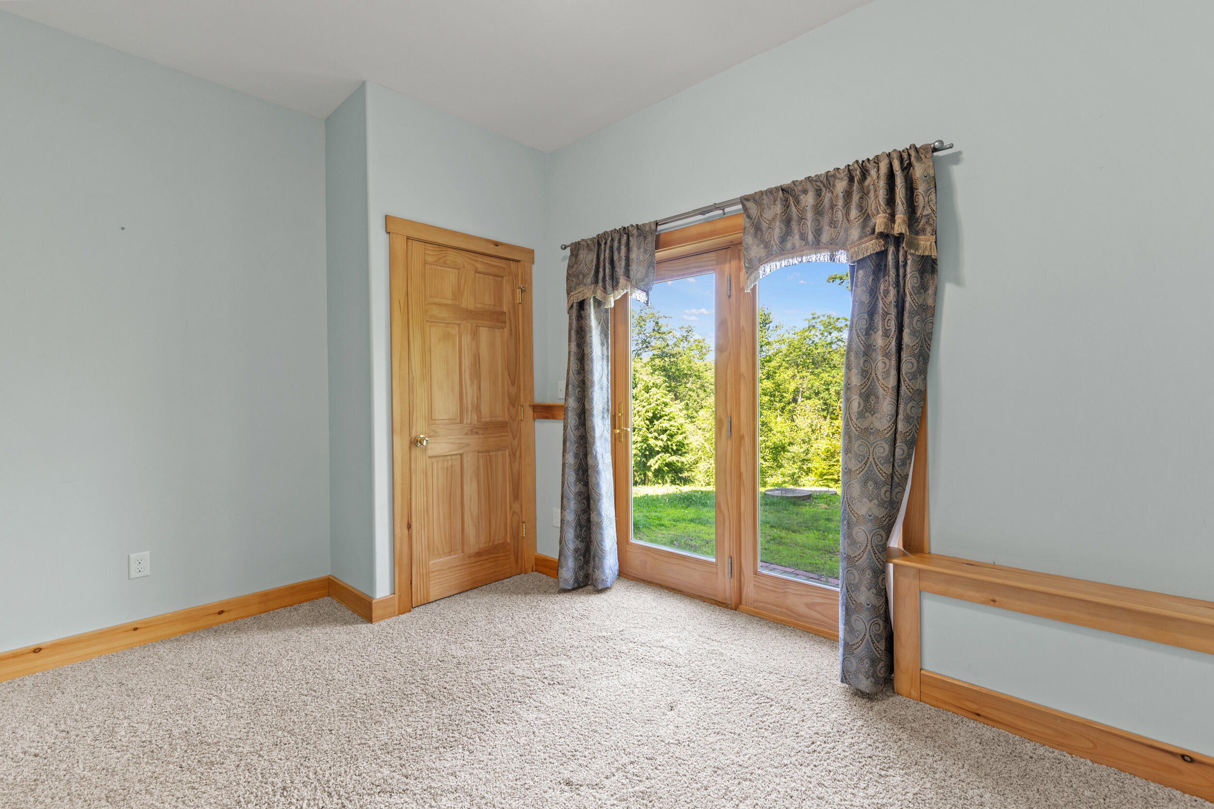 Windham, Maine, 04062, United States, 3 Bedrooms Bedrooms, ,4 BathroomsBathrooms,Residential,For Sale,1937682