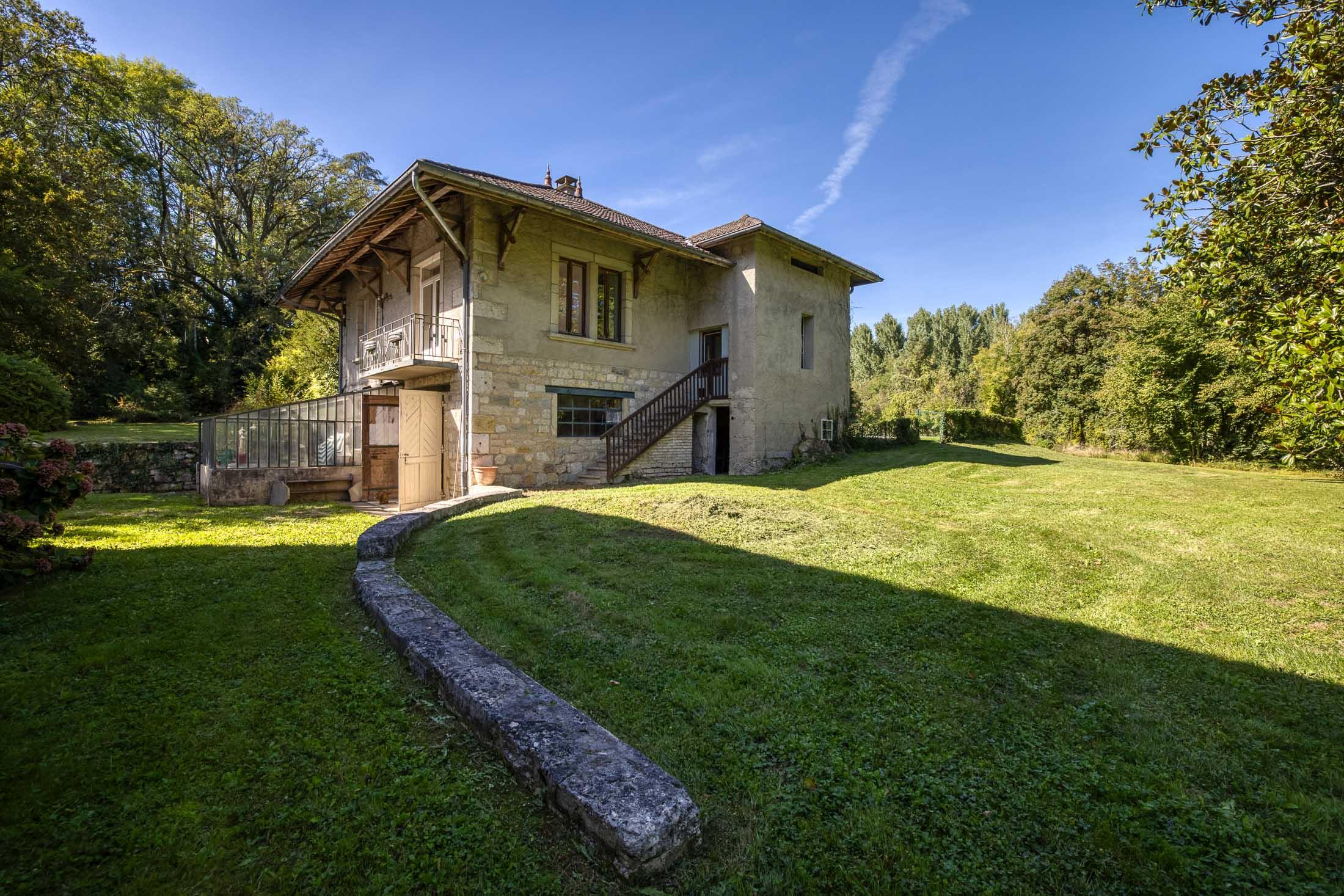  Elegant manor- close to the famed vineyards of Bugey - 物件實景