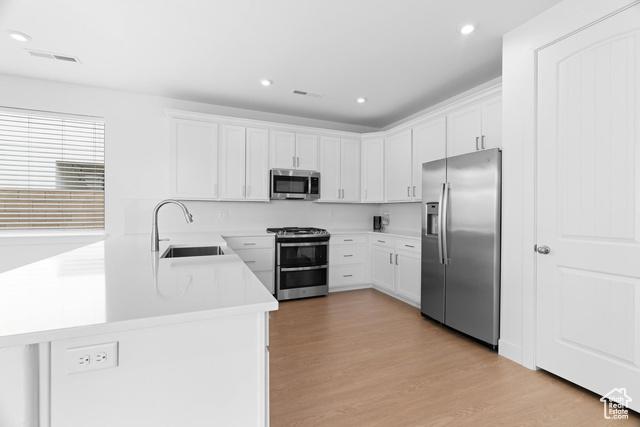 St. George, Utah, 84790, United States, 3 Bedrooms Bedrooms, ,3 BathroomsBathrooms,Residential,For Sale,1981795