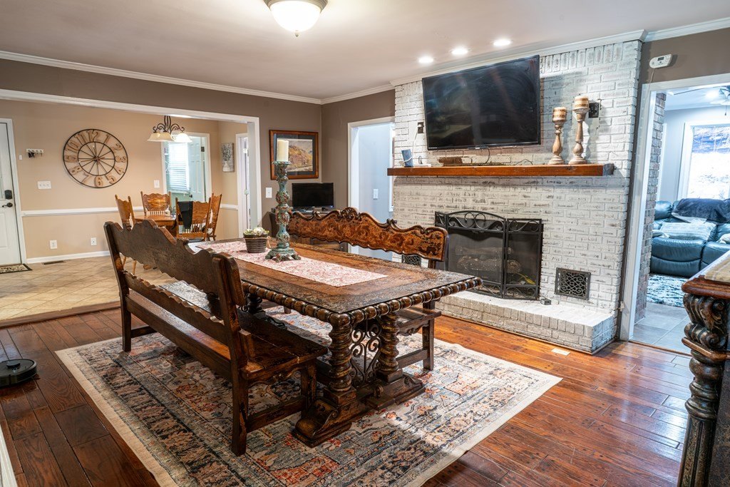 Prestonsburg, Kentucky, 41653, United States, 4 Bedrooms Bedrooms, ,5 BathroomsBathrooms,Residential,For Sale,2048061