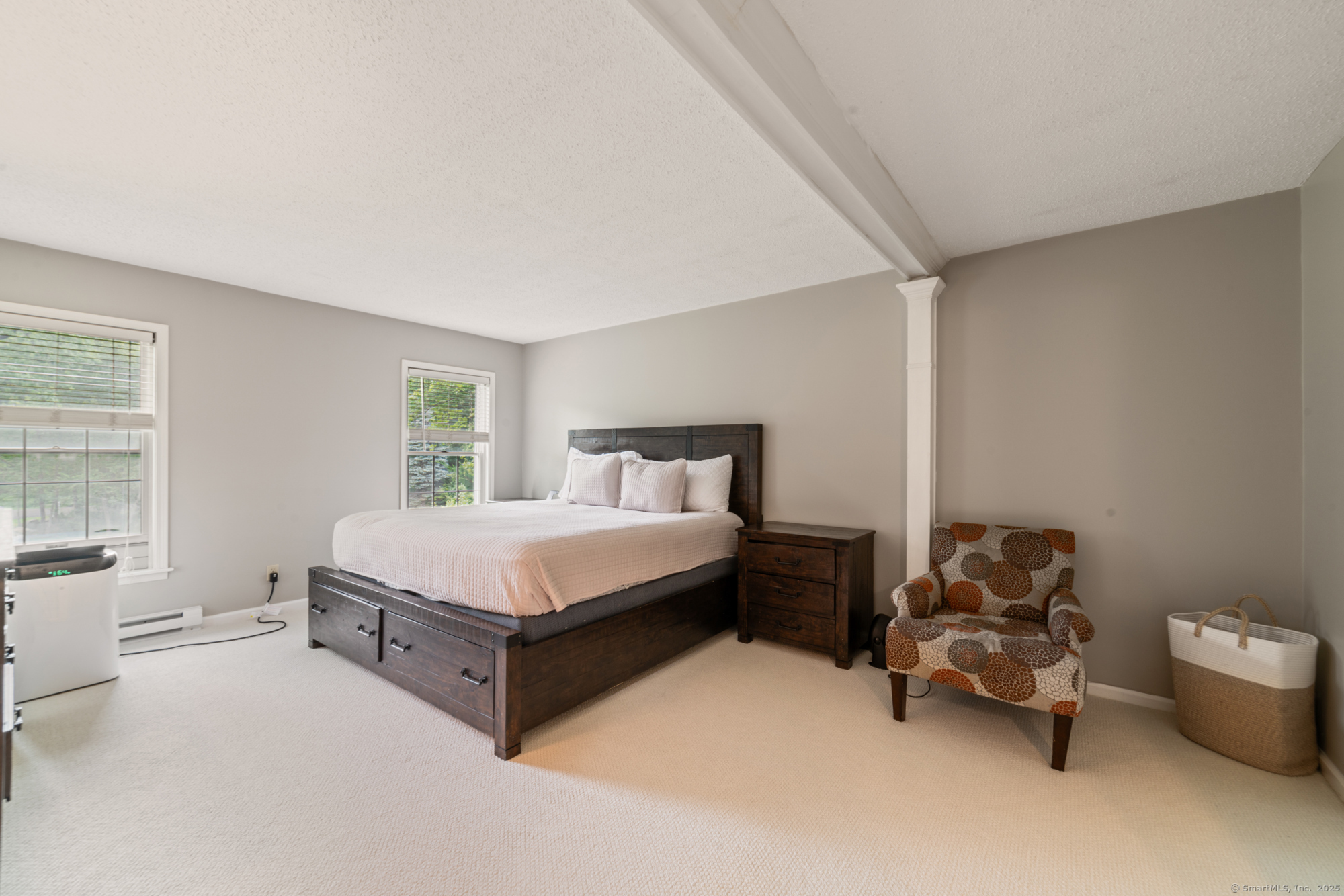 Woodbury, Connecticut, 06798, United States, 4 Bedrooms Bedrooms, ,3 BathroomsBathrooms,Residential,For Sale,1998310