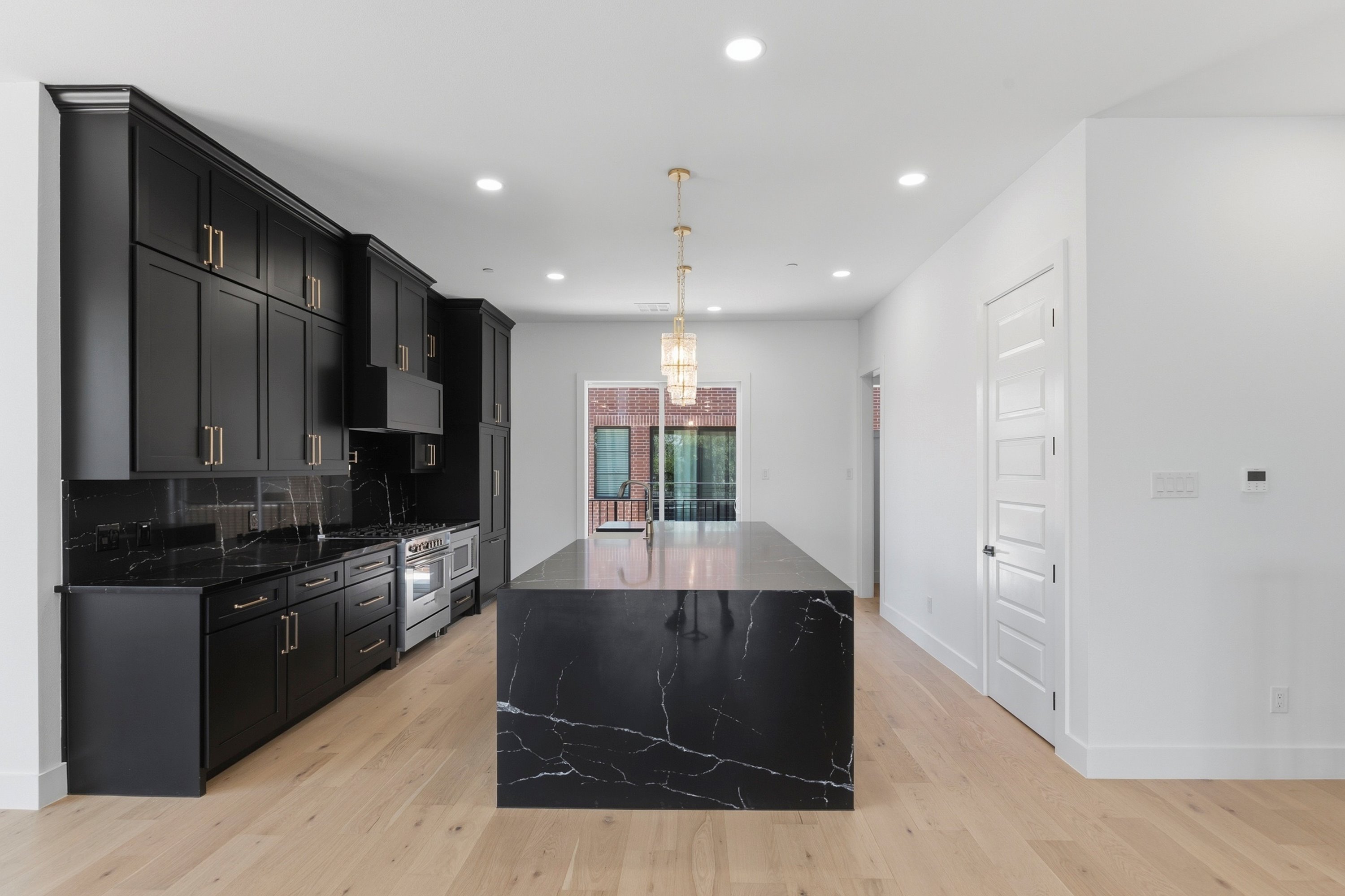  400 Vista Buena Trail, Fort Worth, TX, 76111 - 物件實景