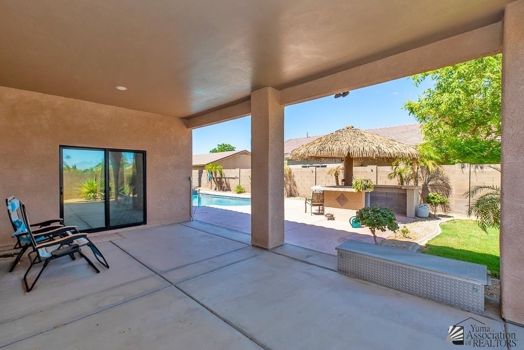 Yuma, Arizona, 85367-4912, United States, 4 Bedrooms Bedrooms, ,2 BathroomsBathrooms,Residential,For Sale,1923195