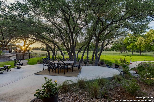 Fredericksburg, Texas, 78624, United States, 4 Bedrooms Bedrooms, ,5 BathroomsBathrooms,Residential,For Sale,1828714