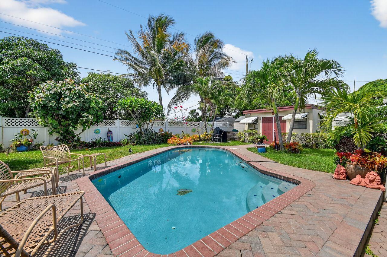 Palm Springs, Florida, 33461, United States, 3 Bedrooms Bedrooms, ,2 BathroomsBathrooms,Residential,For Sale,1901355