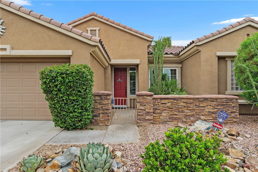 Indio, California, 92201, United States, 3 Bedrooms Bedrooms, ,2 BathroomsBathrooms,Residential,For Sale,1939431