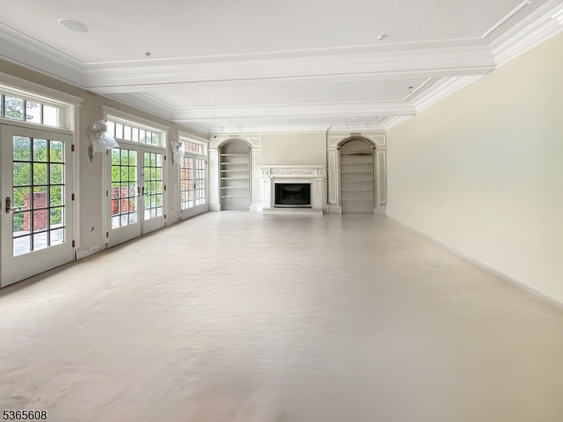 Livingston Twp., New Jersey, 07039, United States, 6 Bedrooms Bedrooms, ,8 BathroomsBathrooms,Residential,For Sale,1876538