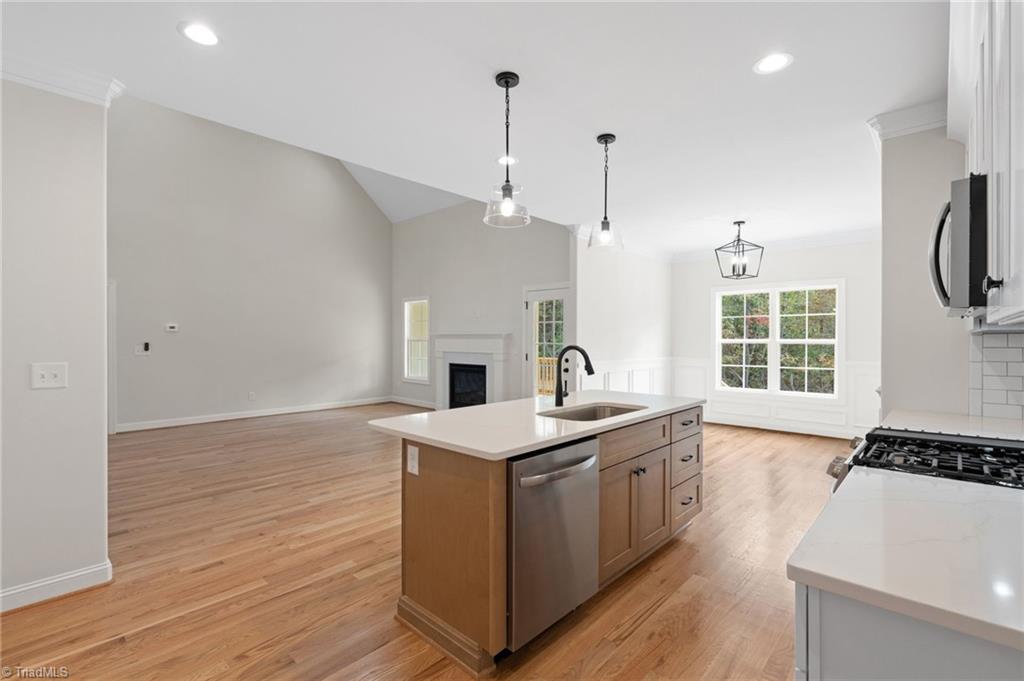 Lexington, North Carolina, 27295, United States, 3 Bedrooms Bedrooms, ,3 BathroomsBathrooms,Residential,For Sale,1840545