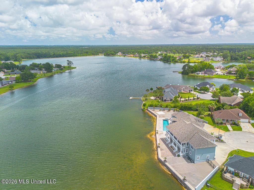 Gulfport, Mississippi, 39503, United States, 6 Bedrooms Bedrooms, ,7 BathroomsBathrooms,Residential,For Sale,2048640