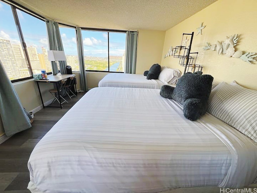 Honolulu, Hawaii, 96815, United States, 1 Bedroom Bedrooms, ,2 BathroomsBathrooms,Residential,For Sale,1890656