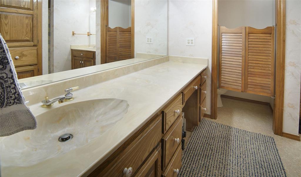 Weatherford, Texas, 76087, United States, 3 Bedrooms Bedrooms, ,2 BathroomsBathrooms,Residential,For Sale,1943652
