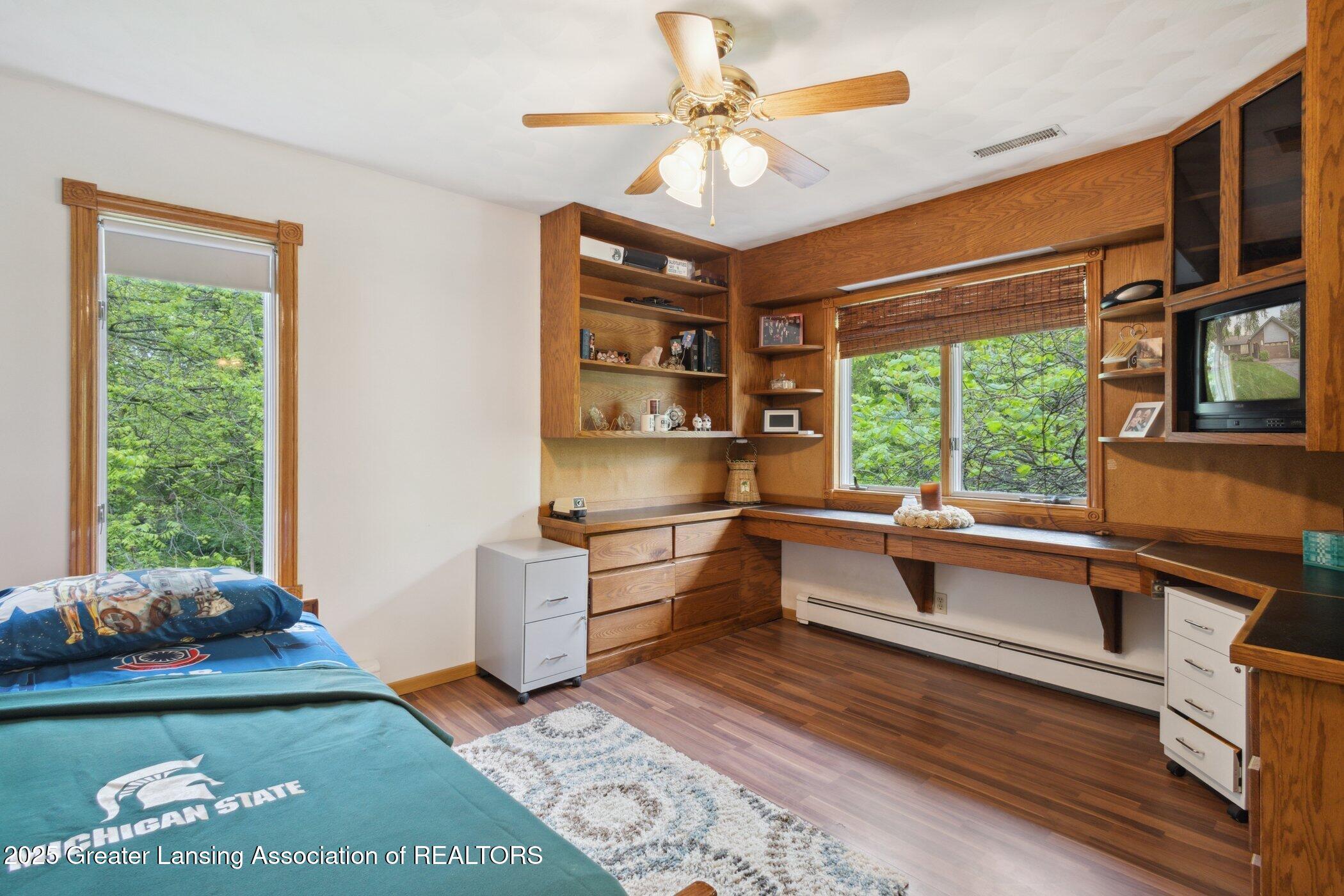 DeWitt, Michigan, 48820, United States, 4 Bedrooms Bedrooms, ,4 BathroomsBathrooms,Residential,For Sale,1911452