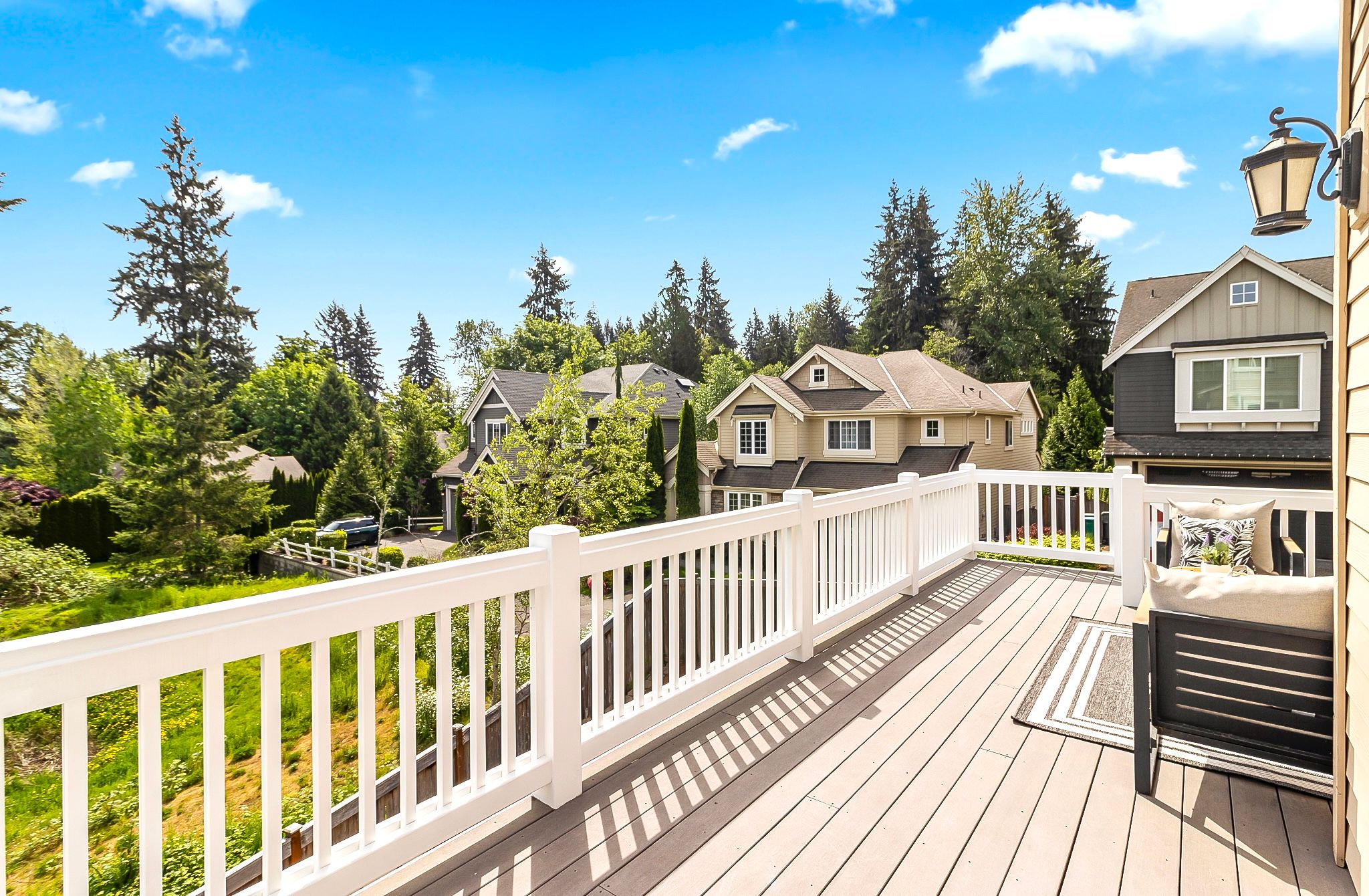  11572 174th Ct NE, Redmond, WA 98052 - 物件實景