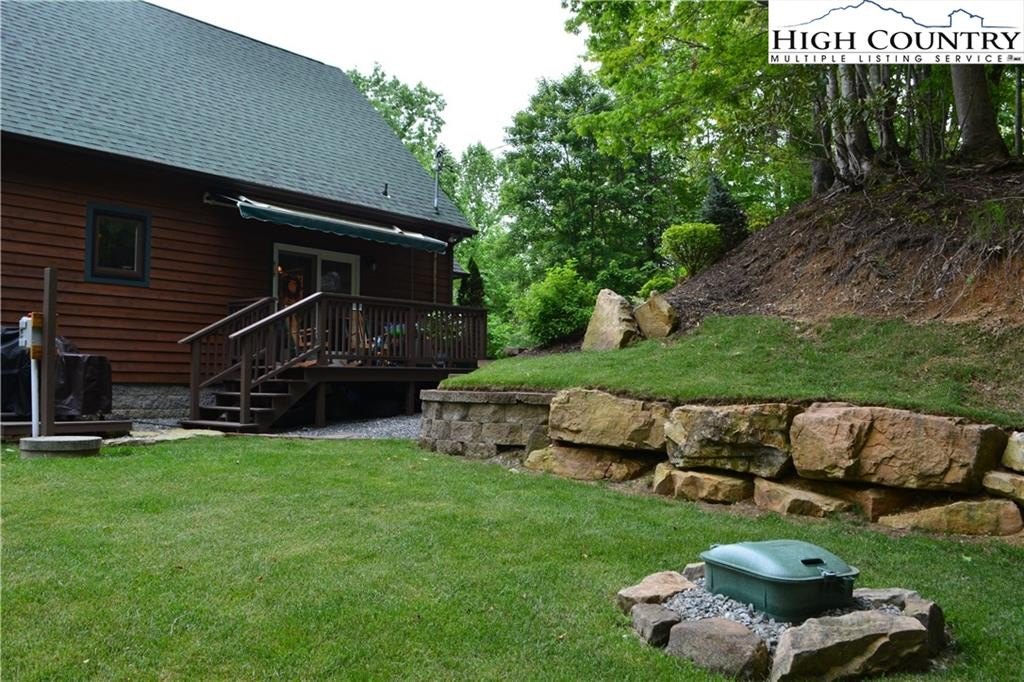 Elk Park, North Carolina, 28622, United States, 3 Bedrooms Bedrooms, ,3 BathroomsBathrooms,Residential,For Sale,1984406