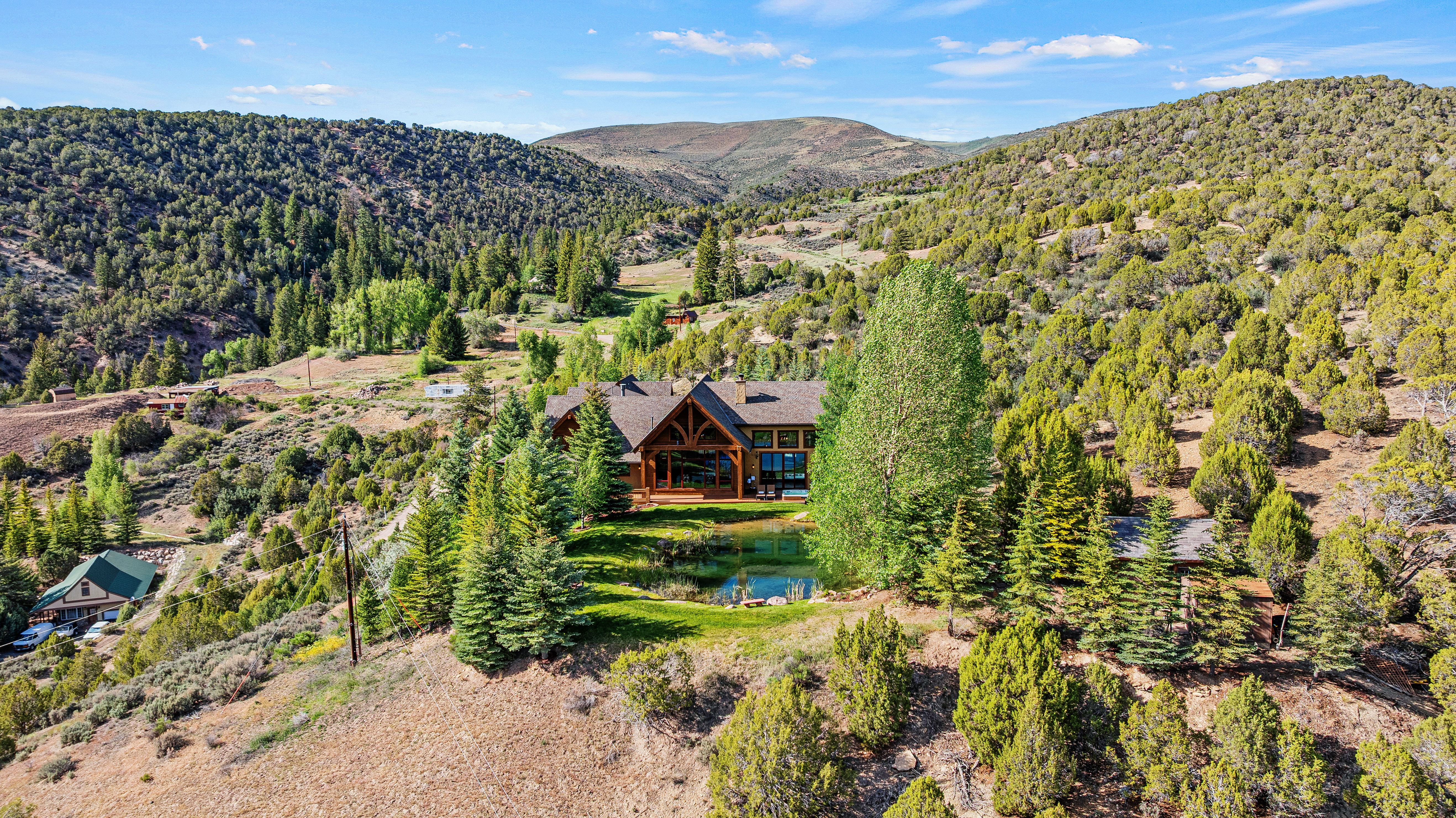  Exceptional Mountain Estate Offering Breathtaking Views - 物件實景