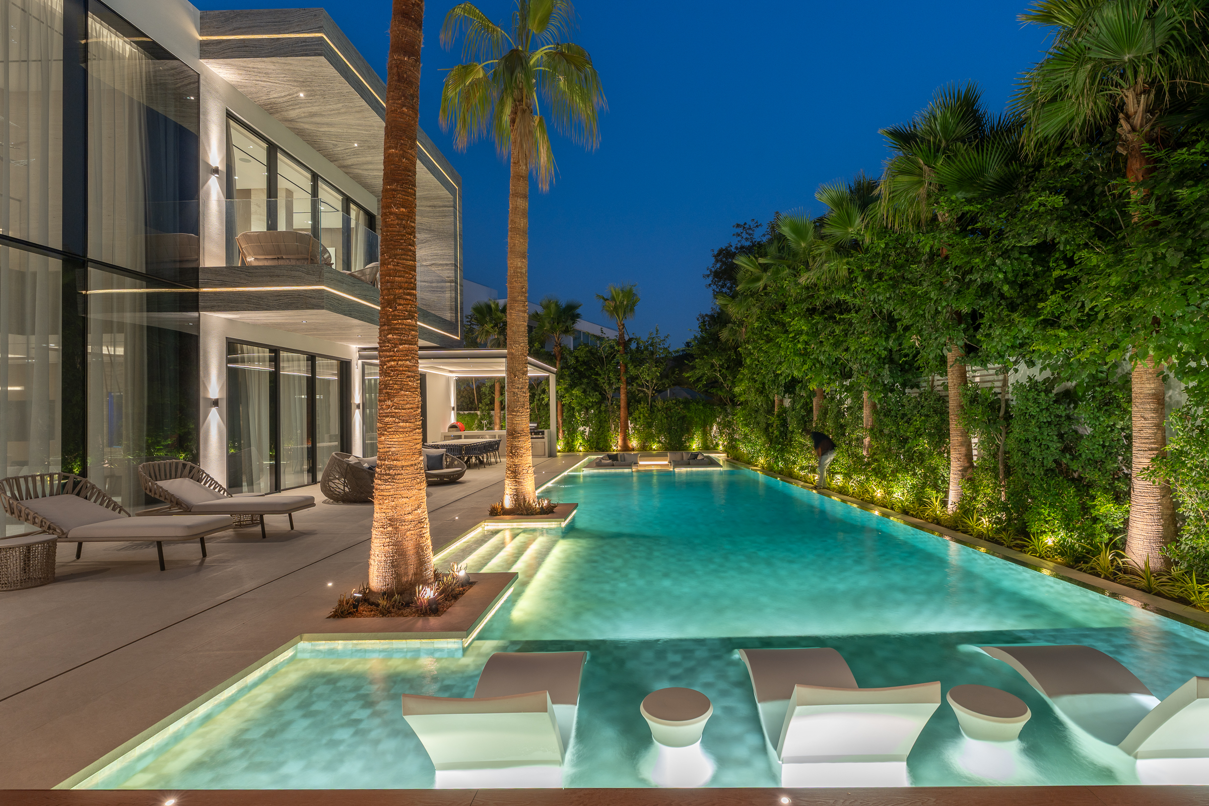  Outstanding Ready-to-Move Villa in Al Barari - 物件實景