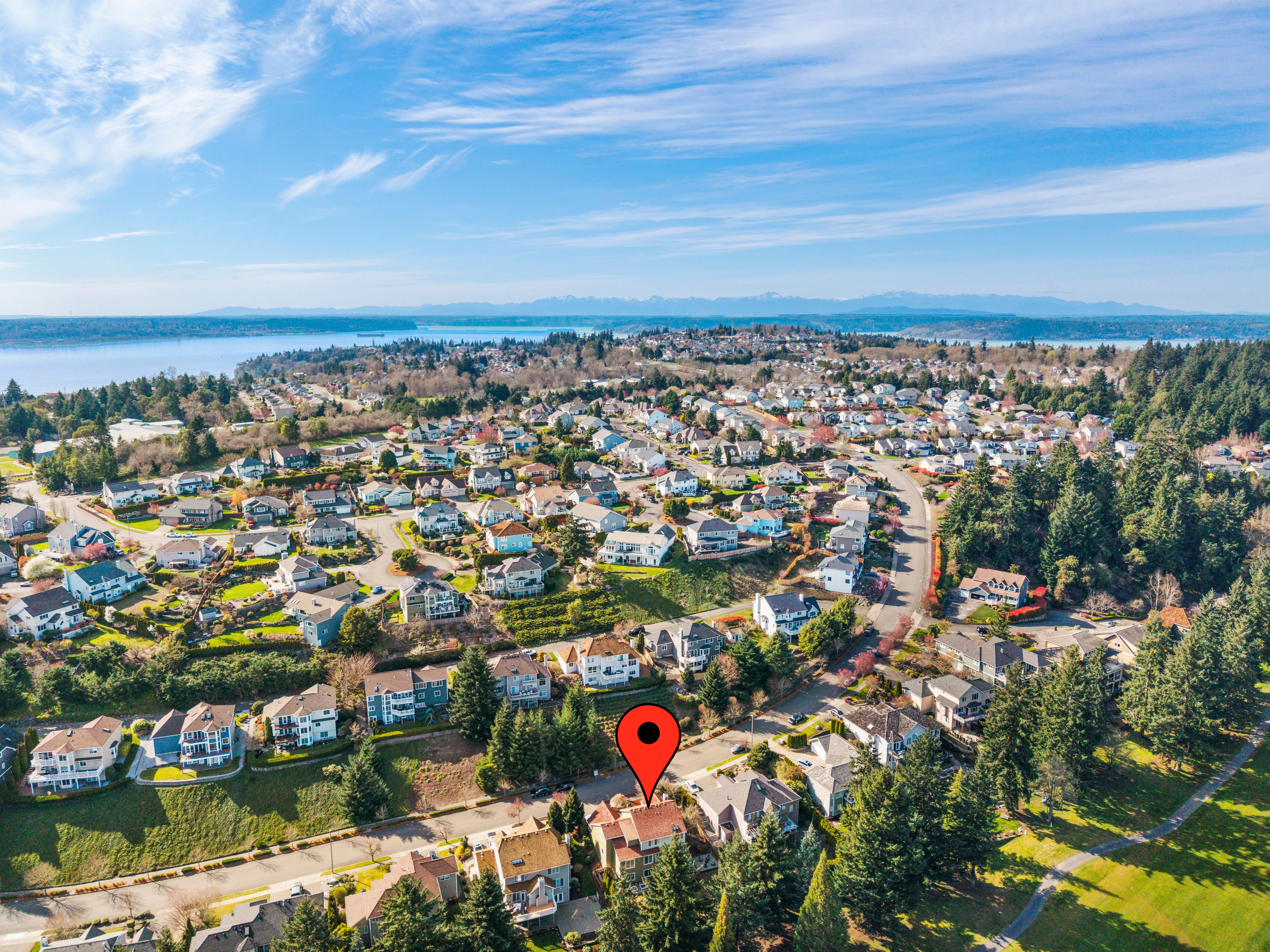  4423 Country Club Dr NE, Tacoma, WA 98422 - 物件實景