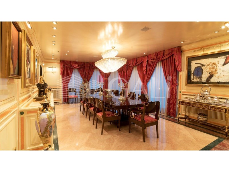 Andorra la Vella, Andorra, AD, 5 Bedrooms Bedrooms, ,4 BathroomsBathrooms,Residential,For Sale,1627592