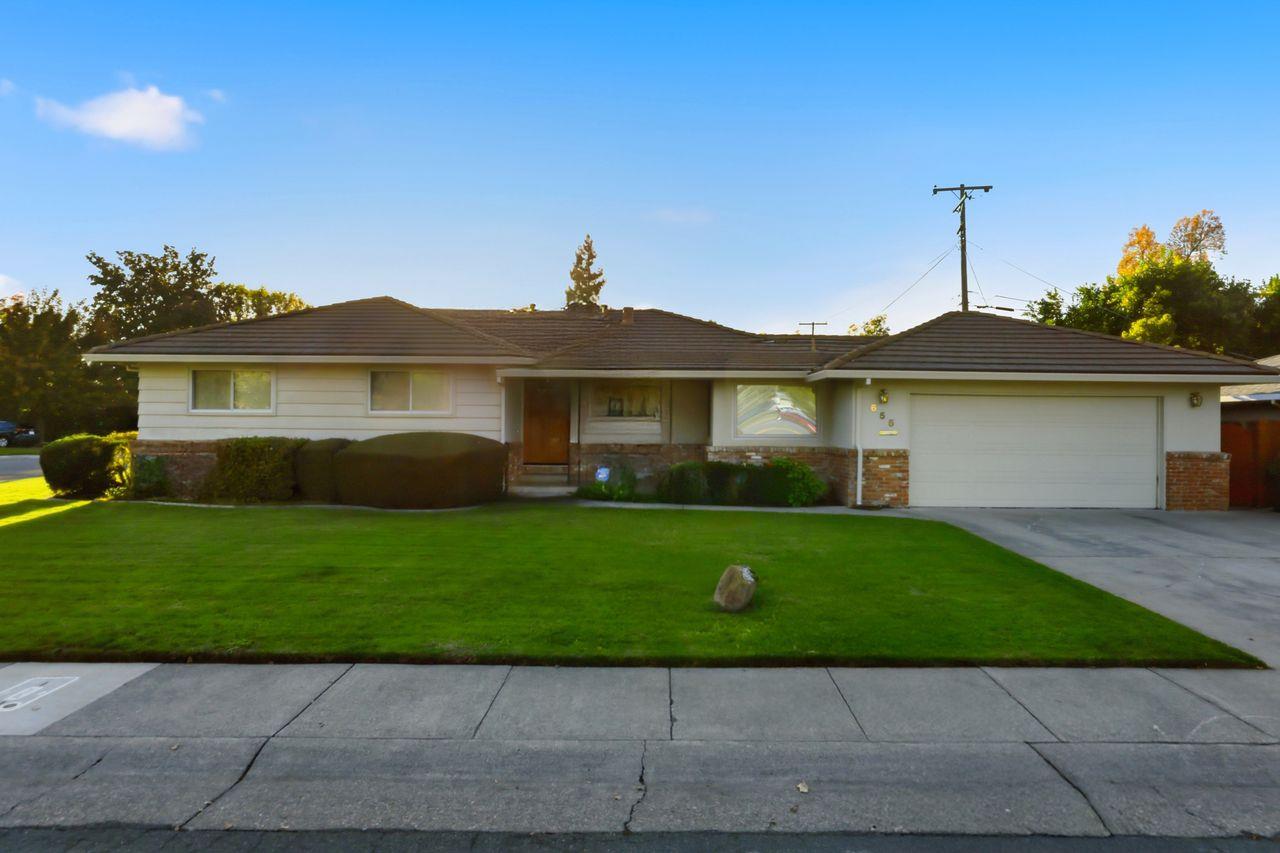 Sacramento, California, 95822, United States, 3 Bedrooms Bedrooms, ,2 BathroomsBathrooms,Residential,For Sale,1989013