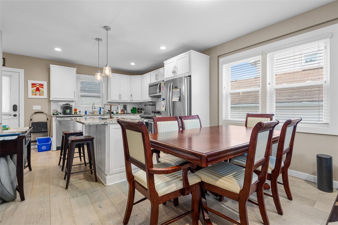 Lawrenceville, Pennsylvania, 15201, United States, ,Residential,For Sale,1988380