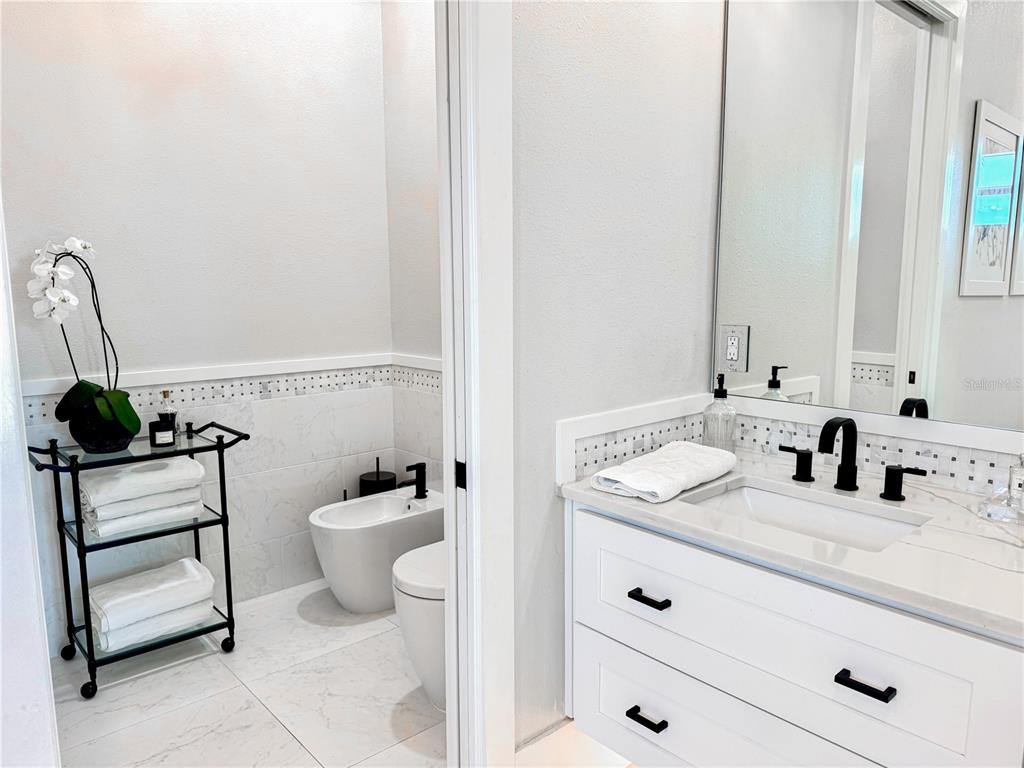 Sarasota, Florida, 34231, United States, 4 Bedrooms Bedrooms, ,3 BathroomsBathrooms,Residential,For Sale,1795069