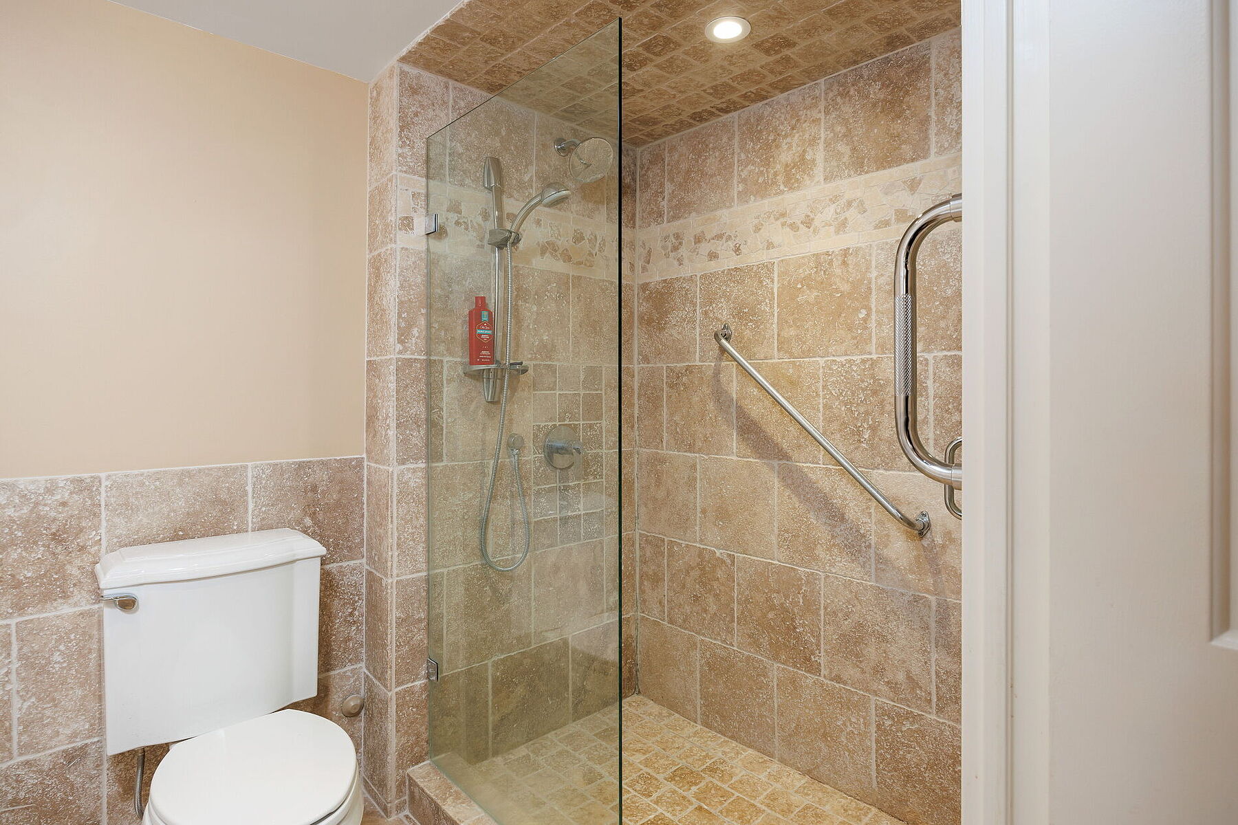  Modern Condo Living - 物件實景