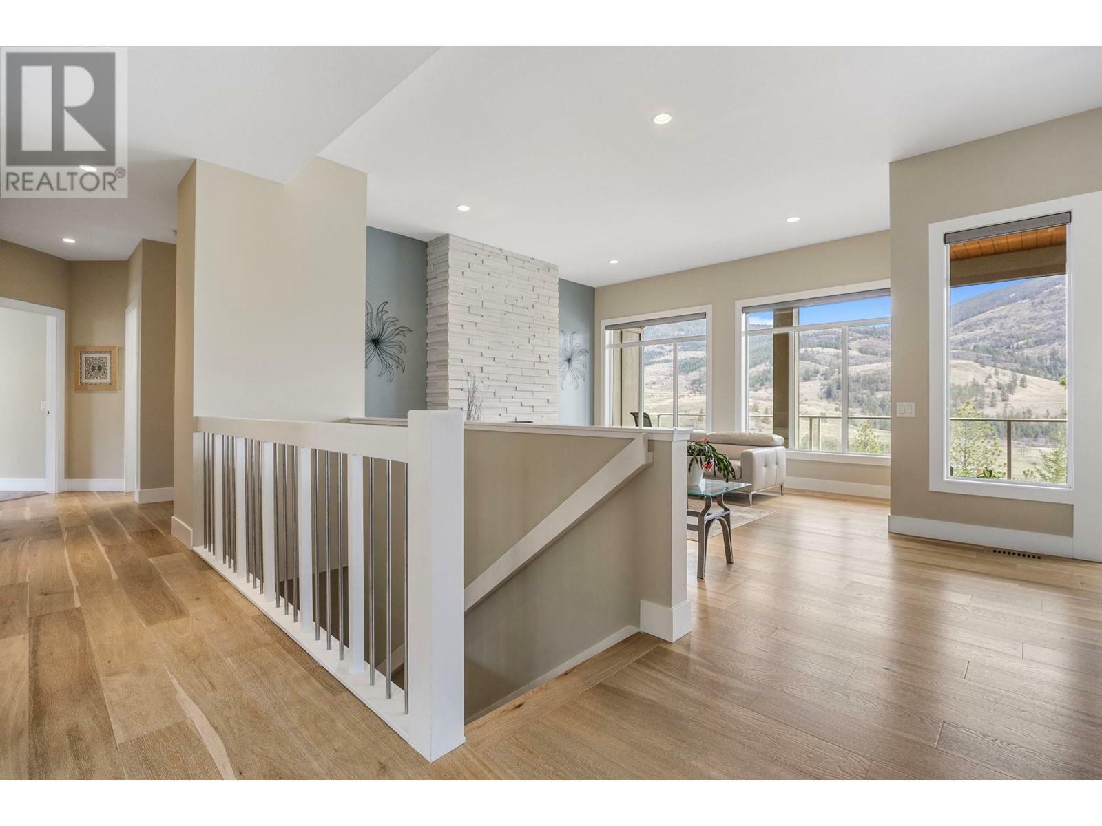 KELOWNA, British Columbia, V1P 1T1, CA, 4 Bedrooms Bedrooms, ,3 BathroomsBathrooms,Residential,For Sale,1837961