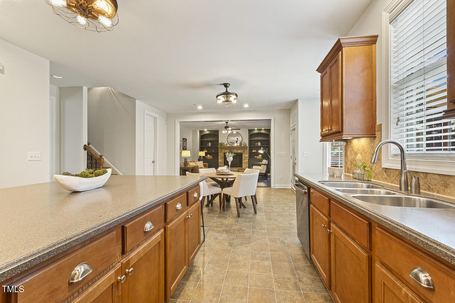 Holly Springs, North Carolina, 27540, United States, 4 Bedrooms Bedrooms, ,4 BathroomsBathrooms,Residential,For Sale,1902055