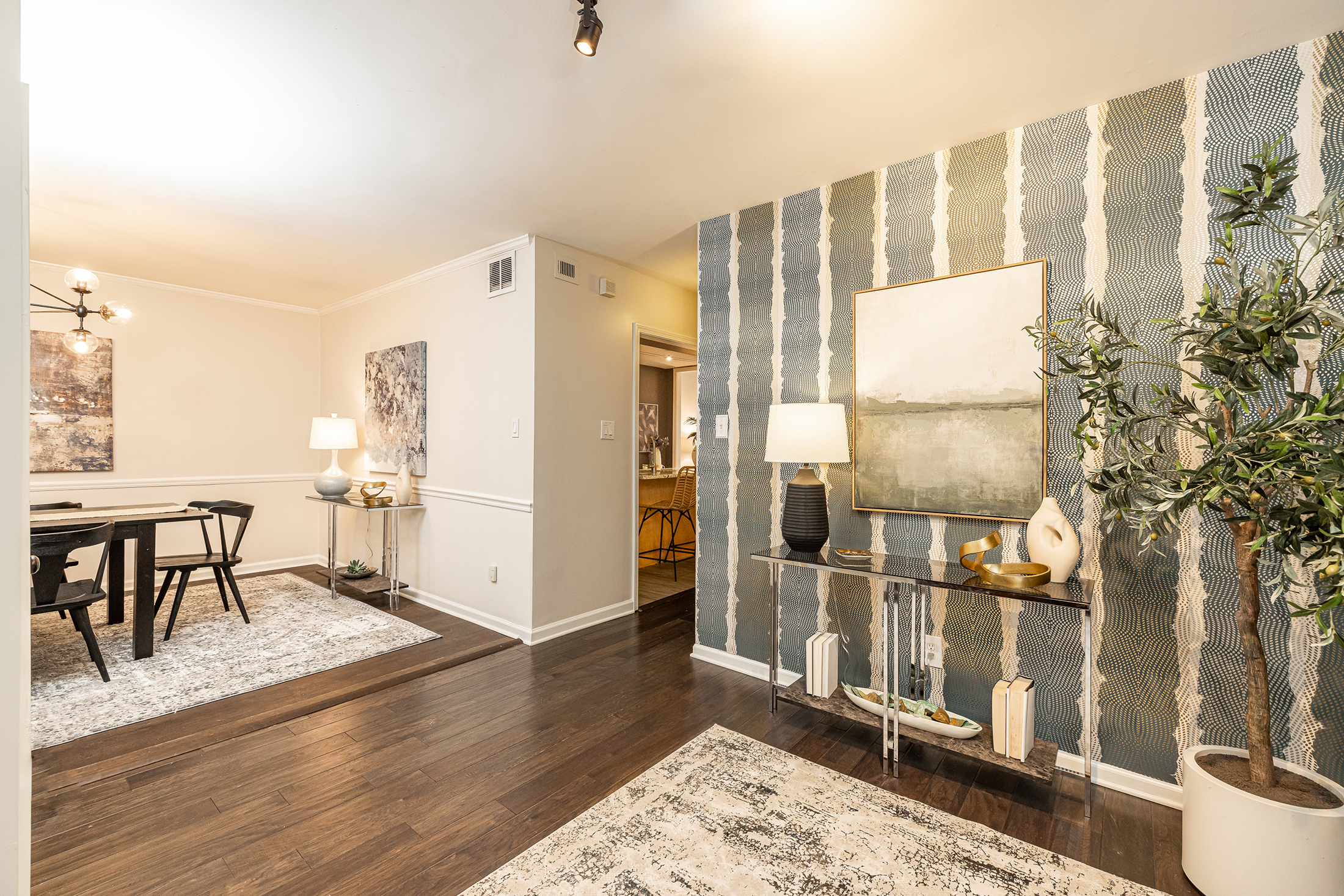  Gorgeous Townhome in the Heart of Vinings - 物件實景