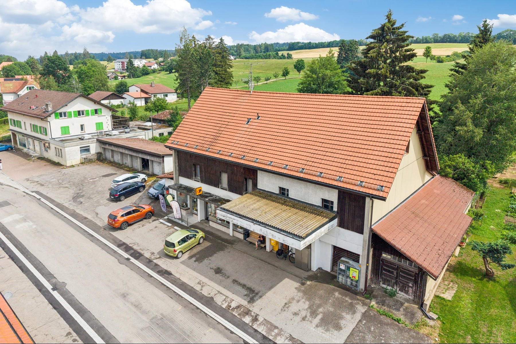  Lajoux, Franches-Montagnes  Mixed-Use Property & Estate with Exceptional Potent - 物件實景