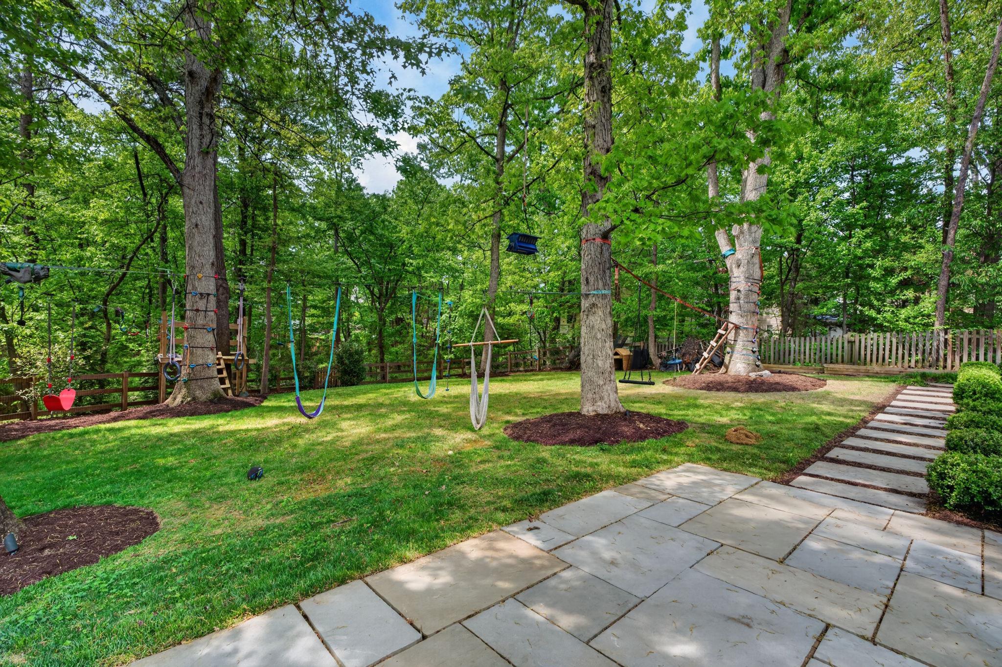  127 Thurgood Street, Gaithersburg, MD, 20878 - 物件實景