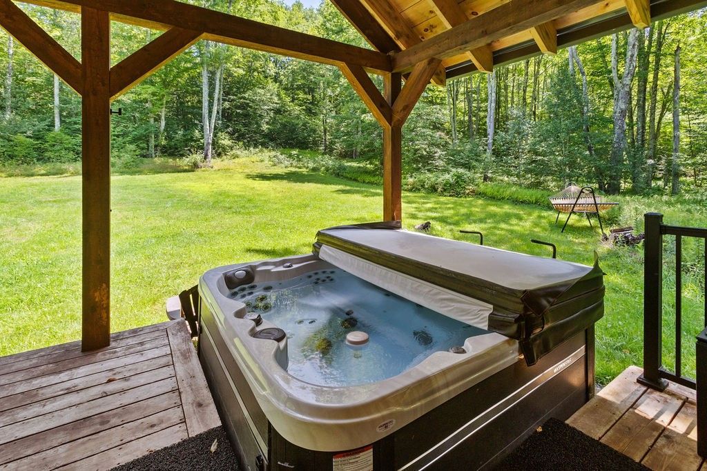New Kingston, New York, 12459, United States, 3 Bedrooms Bedrooms, ,2 BathroomsBathrooms,Residential,For Sale,1907785