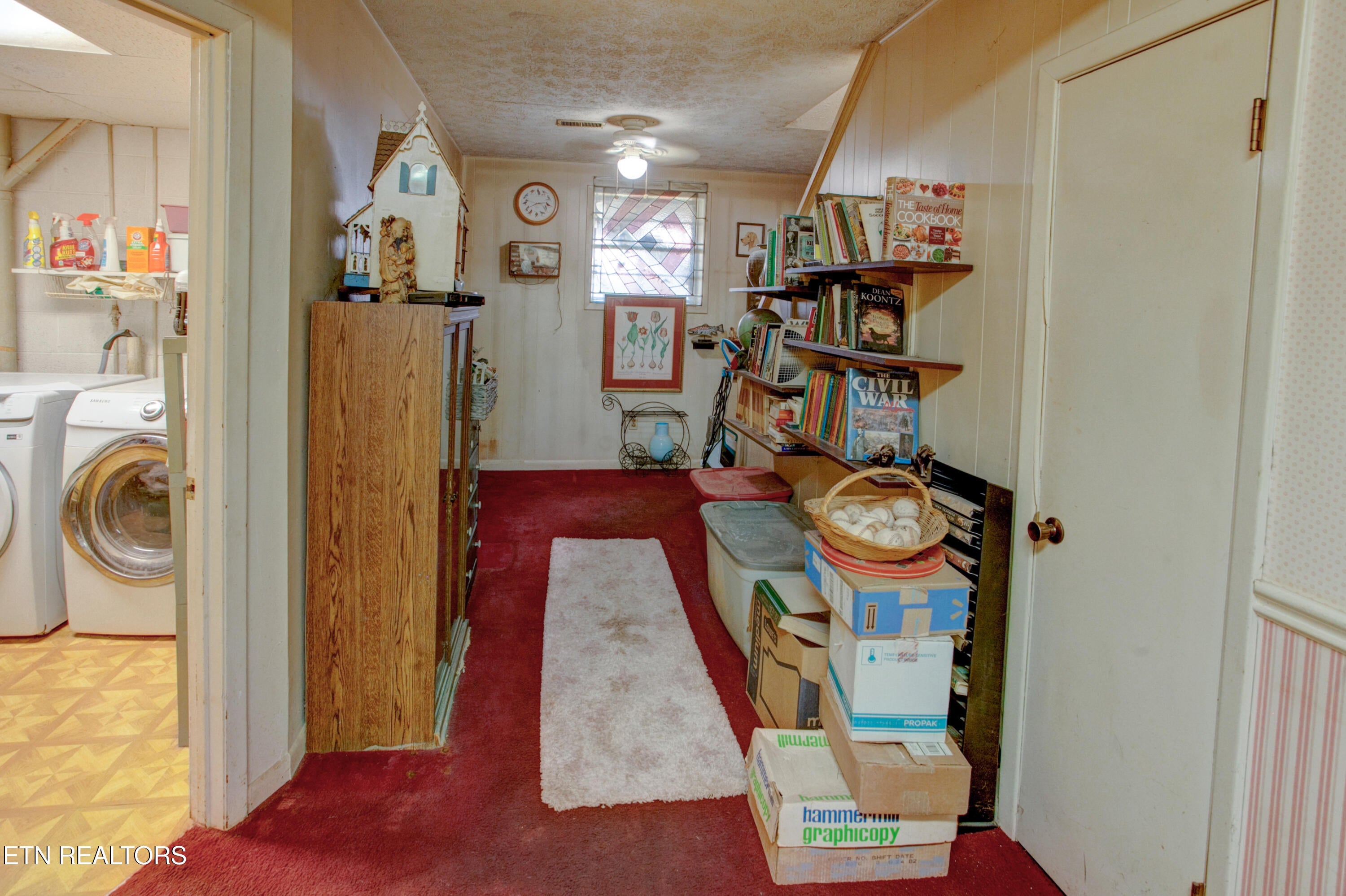 Maryville, Tennessee, 37801, United States, 3 Bedrooms Bedrooms, ,4 BathroomsBathrooms,Residential,For Sale,1994360