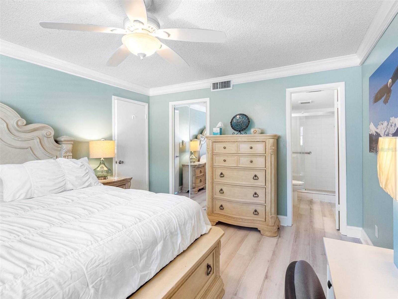 BELLEAIR BEACH, Florida, 33786, United States, 2 Bedrooms Bedrooms, ,2 BathroomsBathrooms,Residential,For Sale,1927749