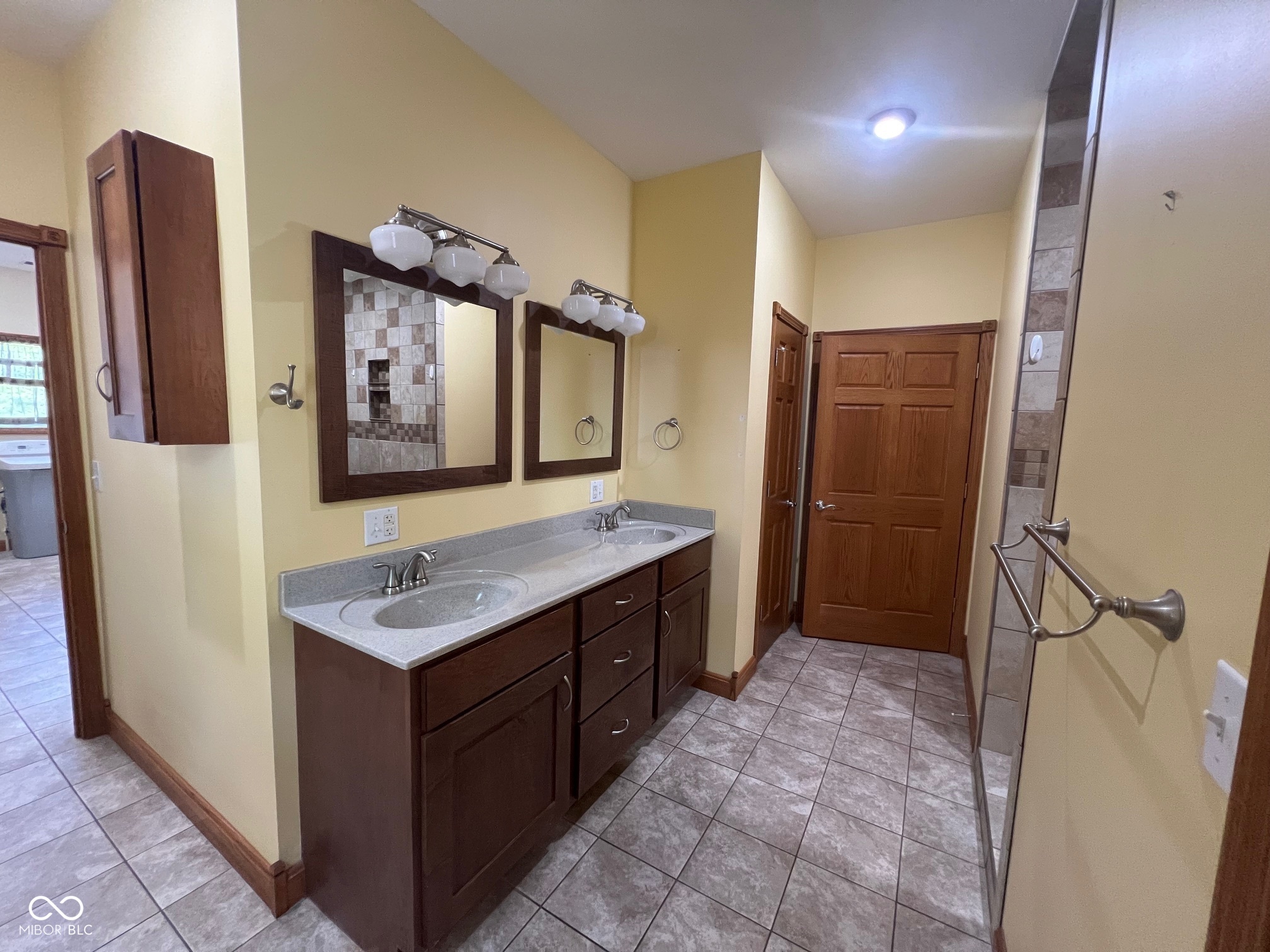 Farmersburg, Indiana, 47850, United States, 3 Bedrooms Bedrooms, ,2 BathroomsBathrooms,Residential,For Sale,1915515