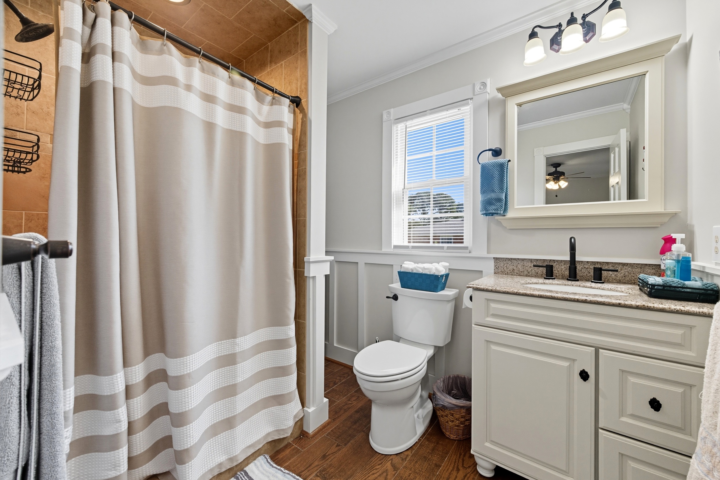 Deltaville, Virginia, 230432093, United States, 4 Bedrooms Bedrooms, ,4 BathroomsBathrooms,Residential,For Sale,1983075