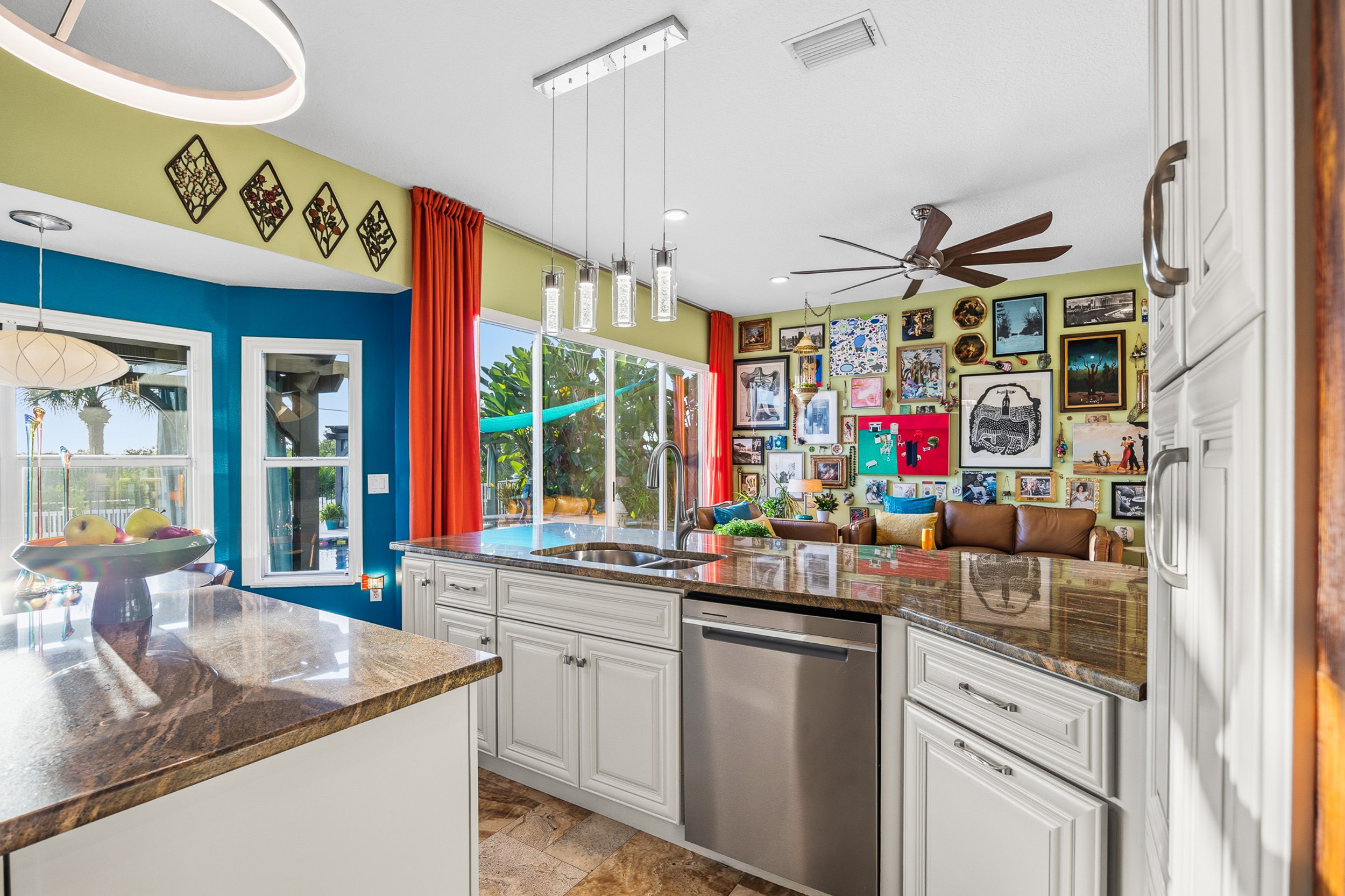 Tampa, Florida, 33615, United States, 3 Bedrooms Bedrooms, ,3 BathroomsBathrooms,Residential,For Sale,2002482