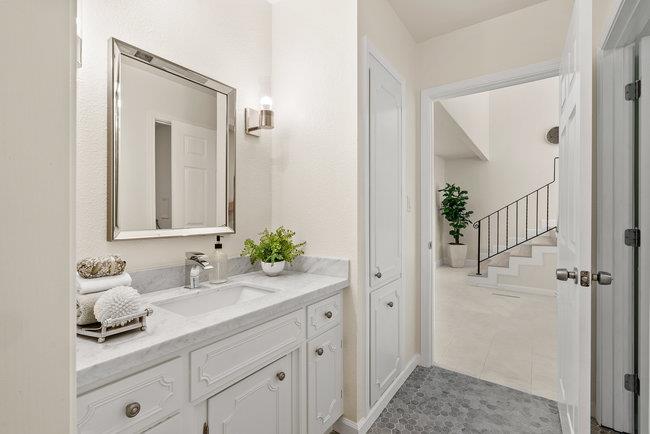 Los Gatos, California, 95030, United States, 2 Bedrooms Bedrooms, ,3 BathroomsBathrooms,Residential,For Sale,1903816