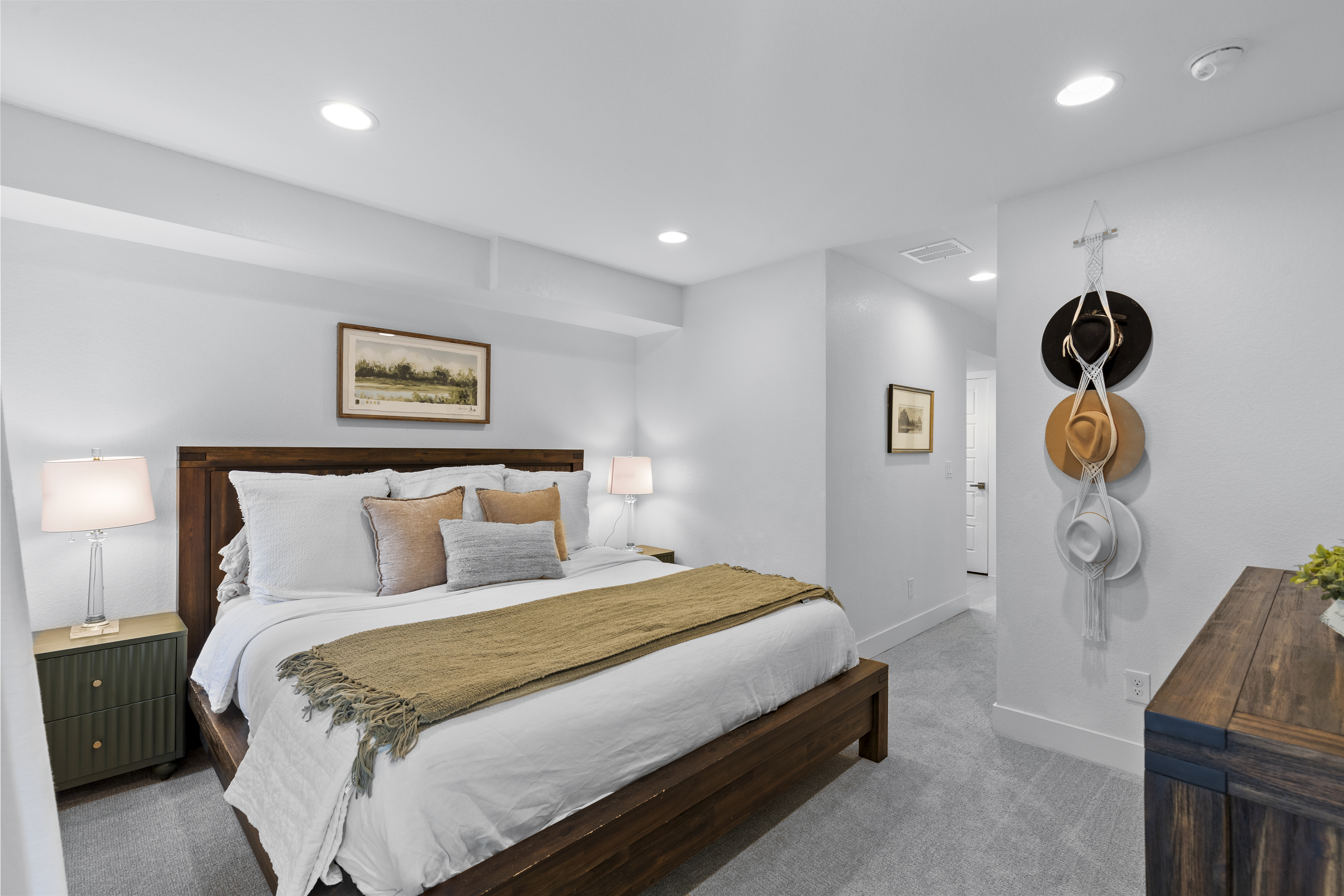  Sleek, architecturally refined end-unit duplex - 物件實景
