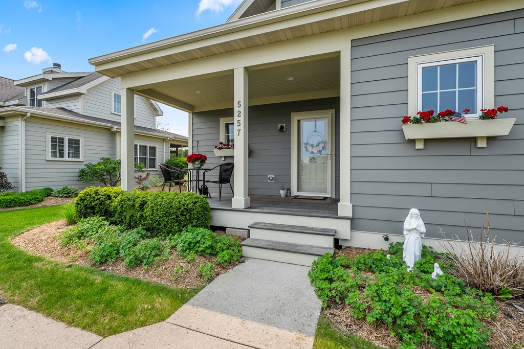 Egg Harbor, Wisconsin, 54209, United States, 3 Bedrooms Bedrooms, ,3 BathroomsBathrooms,Residential,For Sale,1927227