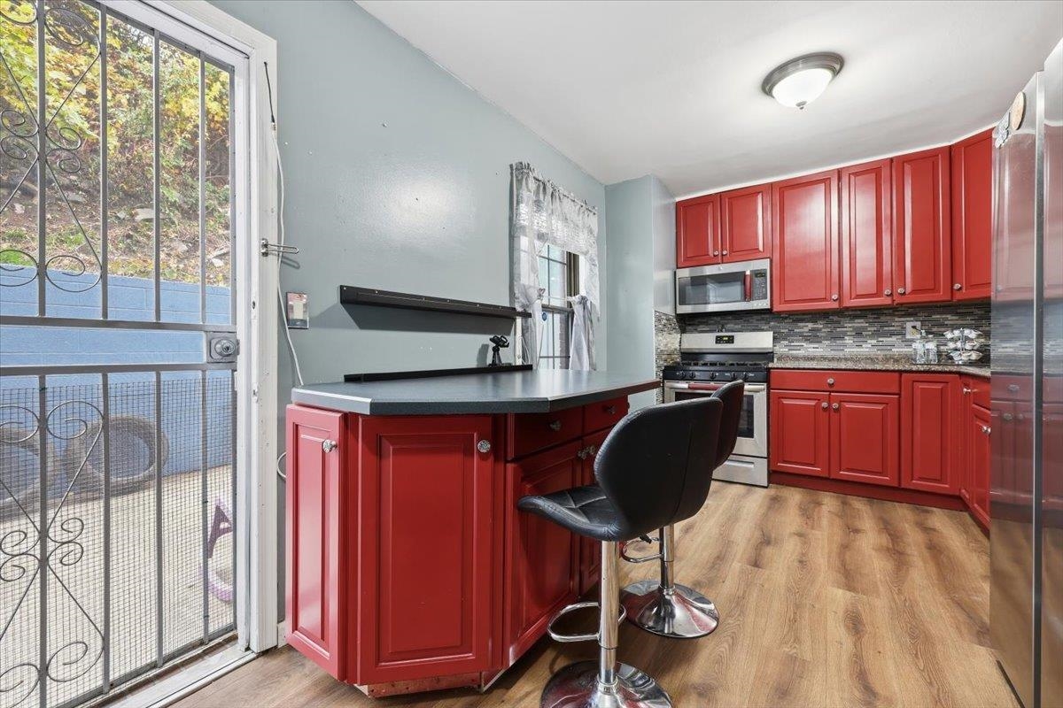 North Bergen, New Jersey, 07047, United States, 3 Bedrooms Bedrooms, ,3 BathroomsBathrooms,Residential,For Sale,1987703