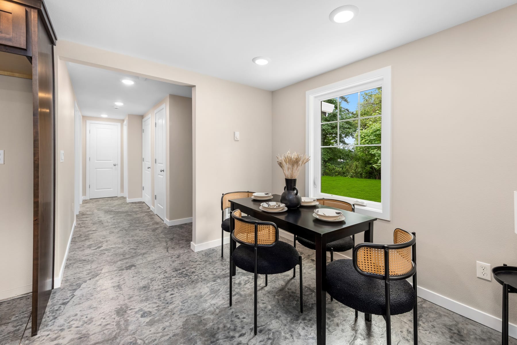  8687 SE 55TH AVE Portland, OR 97206 - 物件實景